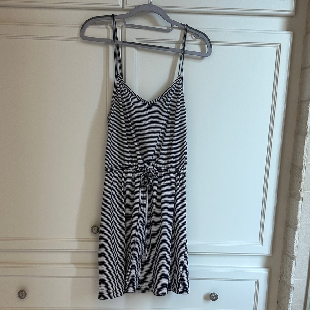 Sanctuary Striped Dress with Tie Waist - size small - cute tie detail in back